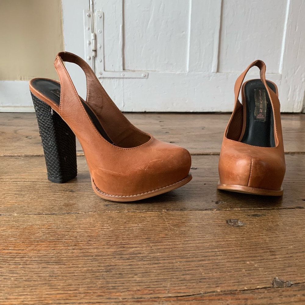 STEVE MADDEN PLATFORM HEELS 90s VINTAGE